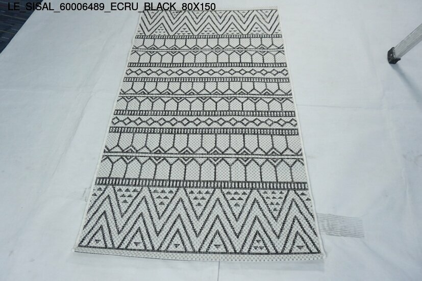 le_sisal_60006489_ecru_black_80x150